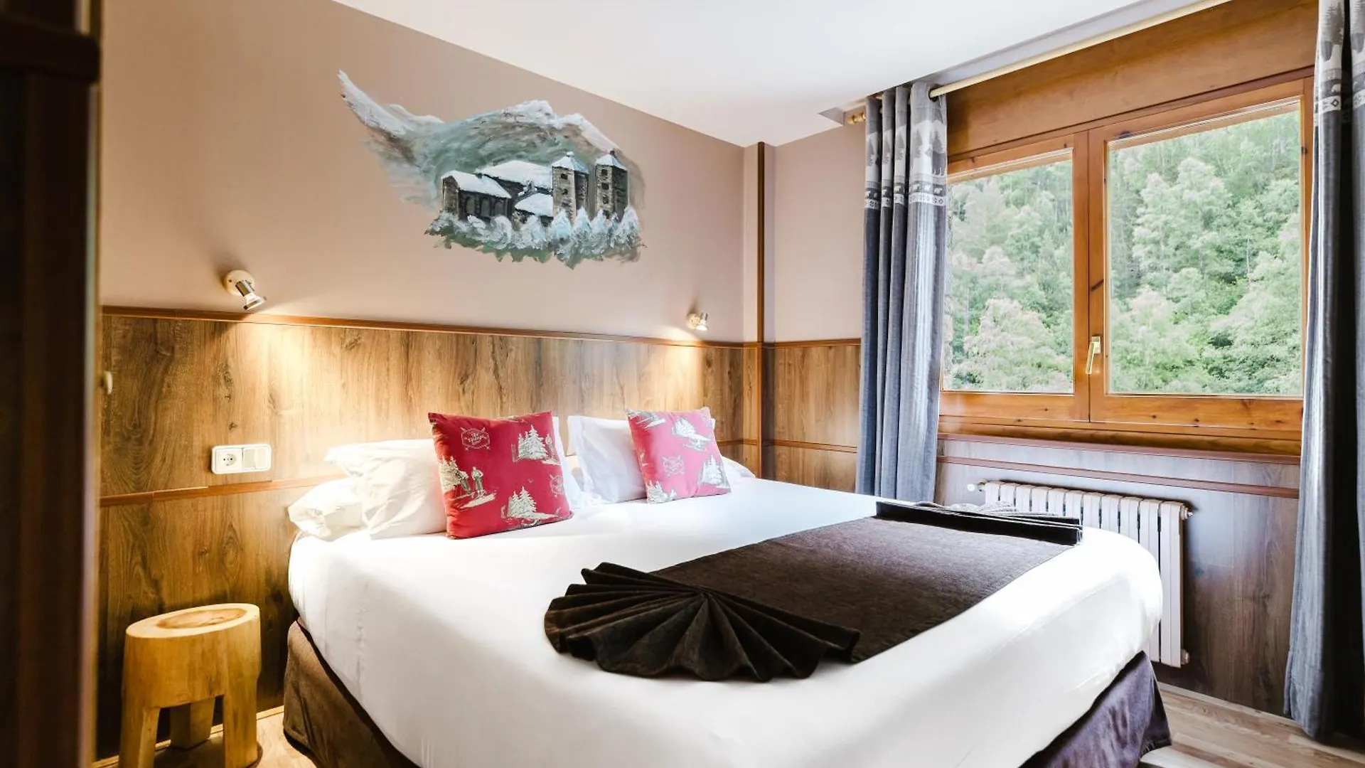Apartaments La Neu Ordino 0*,  Andorra